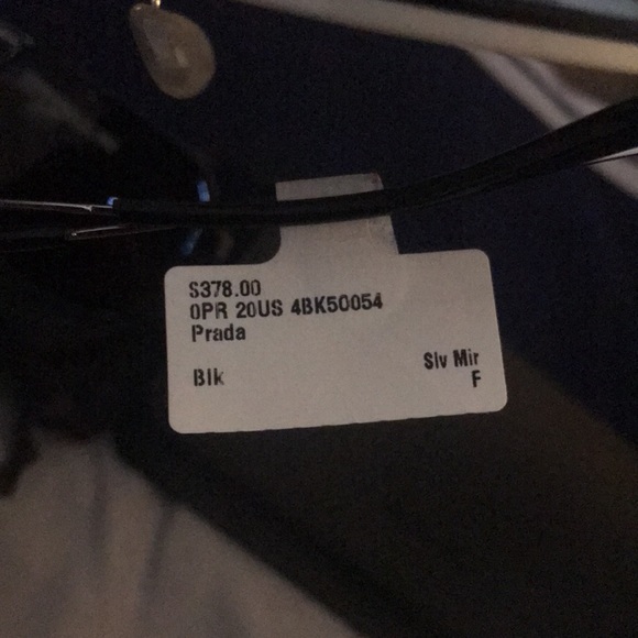 Prada shades - Picture 6 of 6